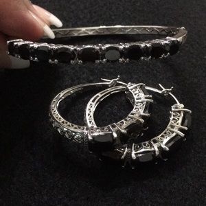 Karis Bracelet & Earring Set